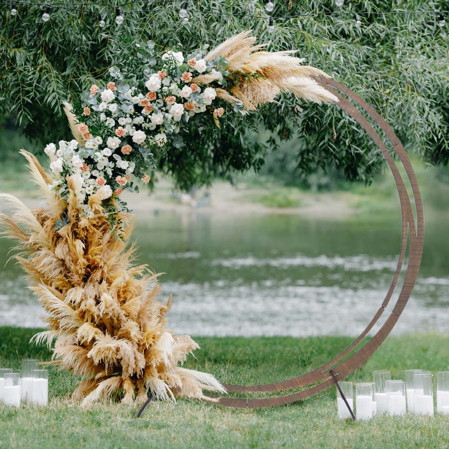 8ft Circular Wooden Wedding Arch Backdrop